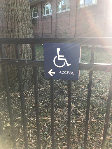 Park «Independence Park», reviews and photos, 3945 N Springfield Ave, Chicago, IL 60618, USA