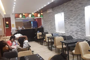 Pice pizza and Restaurant Ayeduase Branch image