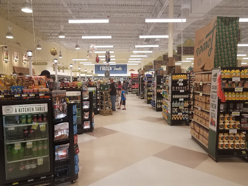 Grocery Store «Lowes Foods of Ocean Isle Beach», reviews and photos, 6278 Beach Dr SW #5, Ocean Isle Beach, NC 28469, USA