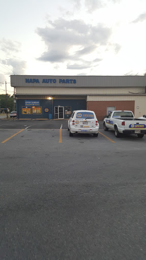 Auto Parts Store «NAPA Auto Parts - Genuine Parts Company», reviews and photos, 6990 Indian Head Hwy, Bryans Road, MD 20616, USA