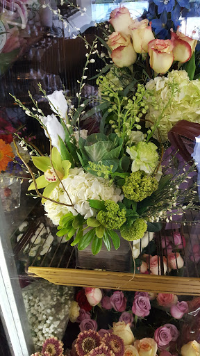Florist «Fleur De Lis Florist», reviews and photos, 811 Castro St, Mountain View, CA 94041, USA
