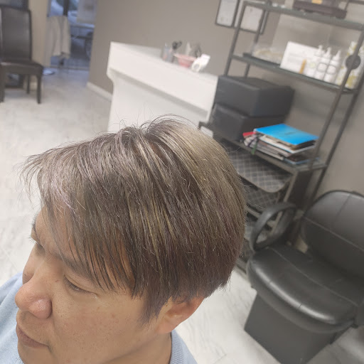 Hair Salon «Headquarters Hair & Beauty Salon», reviews and photos, 16625 Redmond Way # L, Redmond, WA 98052, USA