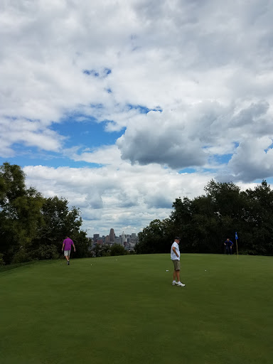 Golf Course «Devou Park Golf Course», reviews and photos, 1201 Park Dr, Covington, KY 41011, USA