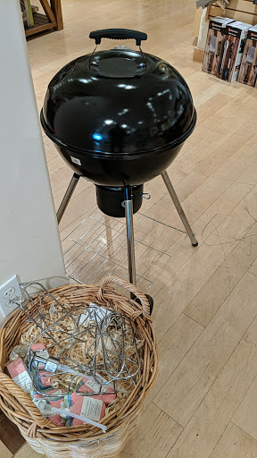 Kitchen Supply Store «Williams-Sonoma», reviews and photos, 9722 Great Hills Trail #150, Austin, TX 78759, USA