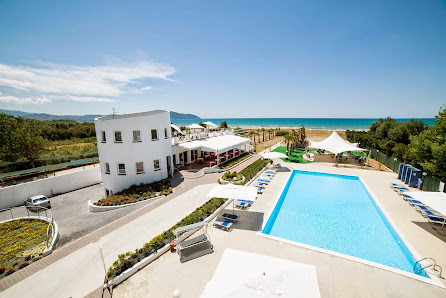 Medea Beach Resort Via Linora, 80, 84047 Capaccio SA, Italia