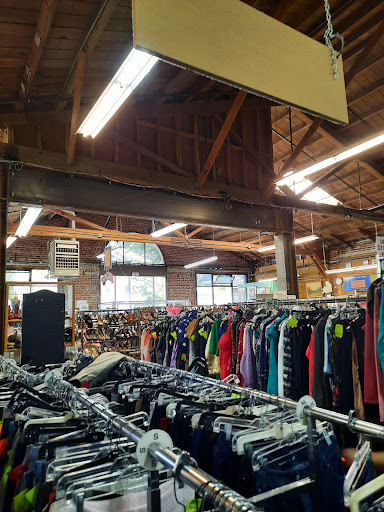 Thrift Store «Community Thrift», reviews and photos, 623 Valencia St, San Francisco, CA 94110, USA