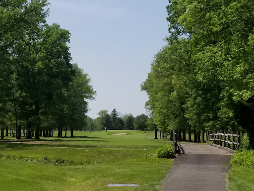 Golf Course «Hickory Valley Golf Club», reviews and photos, 1921 Ludwig Rd, Gilbertsville, PA 19525, USA