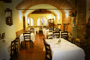 Trattoria dei Cacciatori image