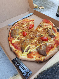 Pizza du Pizzas à emporter House pizza à Civrieux-d'Azergues - n°16
