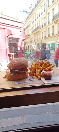 Frite du Restaurant de hamburgers Mangez et cassez-vous à Paris - n°17