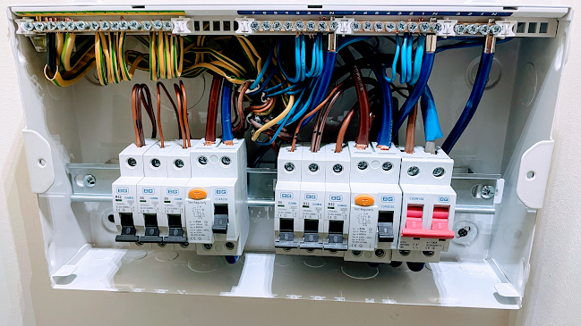 Reviews of MBA Electrical Contractor in London - Electrician