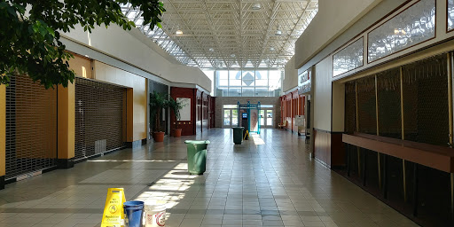 Shopping Mall «Fairgrounds Square Shopping Mall», reviews and photos, 3050 N 5th Street Hwy, Reading, PA 19605, USA