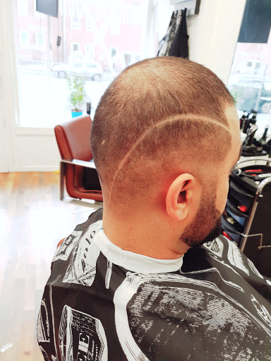 M&H Crown cut in Copenhagen, København
