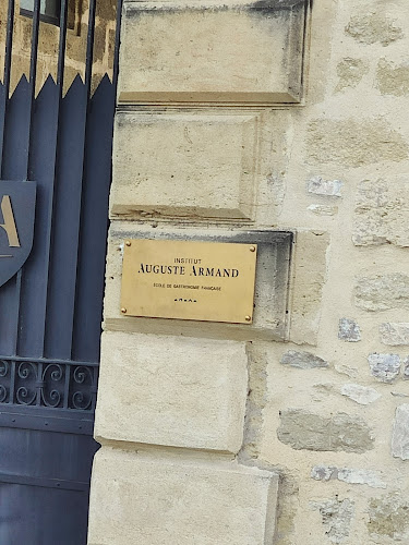 Institut Auguste Armand ITC à Saint-Laurent-d'Aigouze