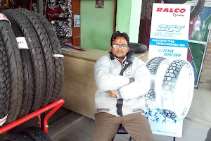 Abhishek Tyre Center image