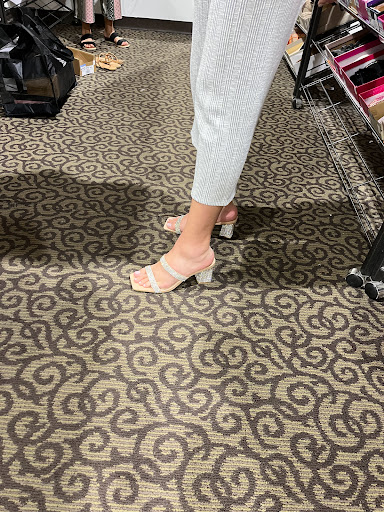 Shoe Store «DSW Designer Shoe Warehouse», reviews and photos, 375 E Altamonte Dr, Altamonte Springs, FL 32701, USA