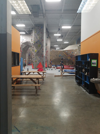 Rock Climbing Gym «MetroRock North / Newburyport», reviews and photos, 40 Parker St, Newburyport, MA 01950, USA
