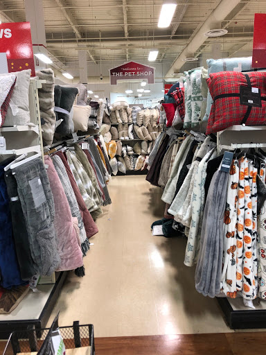 Department Store «HomeGoods», reviews and photos, 2201 Nostrand Ave, Brooklyn, NY 11210, USA