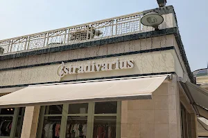 Stradivarius image