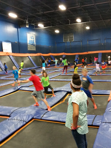 Amusement Center «Sky Zone Trampoline Park», reviews and photos, 5355 Distriplex Farms Dr #102, Memphis, TN 38141, USA