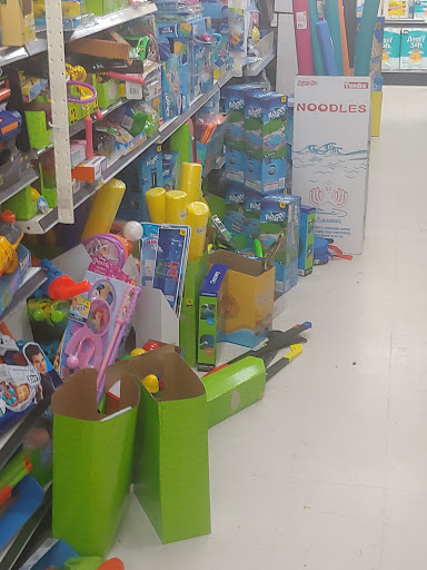 Discount Store «Dollar General», reviews and photos, 3554 Teays Valley Road, Hurricane, WV 25526, USA