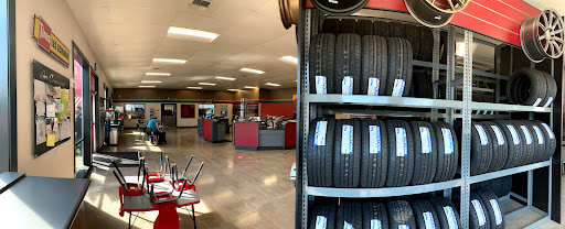 Tire Shop «Les Schwab Tire Center», reviews and photos, 37895 US-26, Sandy, OR 97055, USA