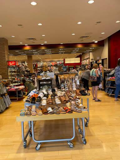 Clothing Store «Buckle», reviews and photos, 2615 Medical Center Pkwy Ste 1340, Murfreesboro, TN 37129, USA