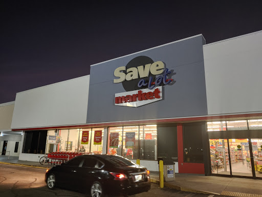 Shopping Mall «Southside Shopping Center», reviews and photos, 1415 S 14th St, Leesburg, FL 34748, USA