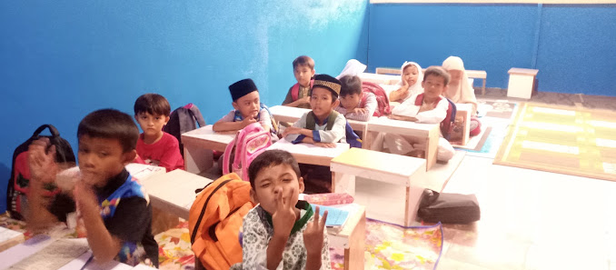 Ruang kelas - AL HAFIDZ DAYCARE - KB - TK - SD dan SMP Sekolah Alam Tahfidz Qur'an Al-Fath (Islamic Fullday School dan Boarding School)