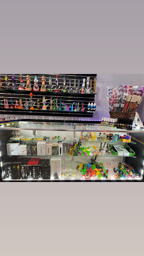 Tattoo Shop «Striking Irons Tattoo Shop», reviews and photos, 725 27th Ave SW, Vero Beach, FL 32962, USA