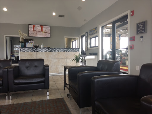 Auto Repair Shop «Kwik Kar Lube & Auto Repair», reviews and photos, 1049 Marsh Ln, Carrollton, TX 75006, USA