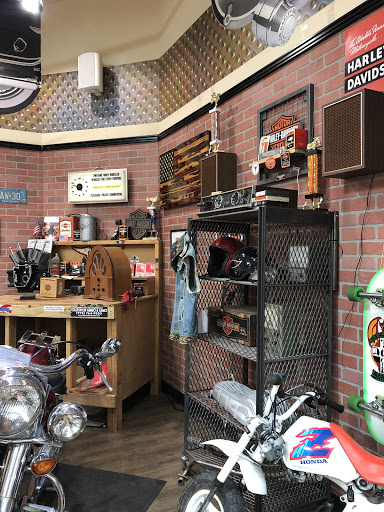 Harley-Davidson Dealer «Bergen County Harley-Davidson (Service Opens 9am)», reviews and photos, 124 Essex St, Rochelle Park, NJ 07662, USA