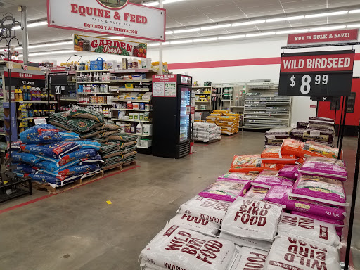 Home Improvement Store «Tractor Supply Co.», reviews and photos, 868 S Main St #100, Cleveland, GA 30528, USA