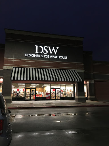 Shoe Store «DSW Designer Shoe Warehouse», reviews and photos, 7616 Farm to Market 1960 Rd W, Houston, TX 77069, USA