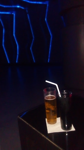 Sentado em Pé Bar & Lounge - Ponta Delgada
