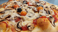 Pizza du Pizzeria Le 7/4 vallieres sur fier - n°11