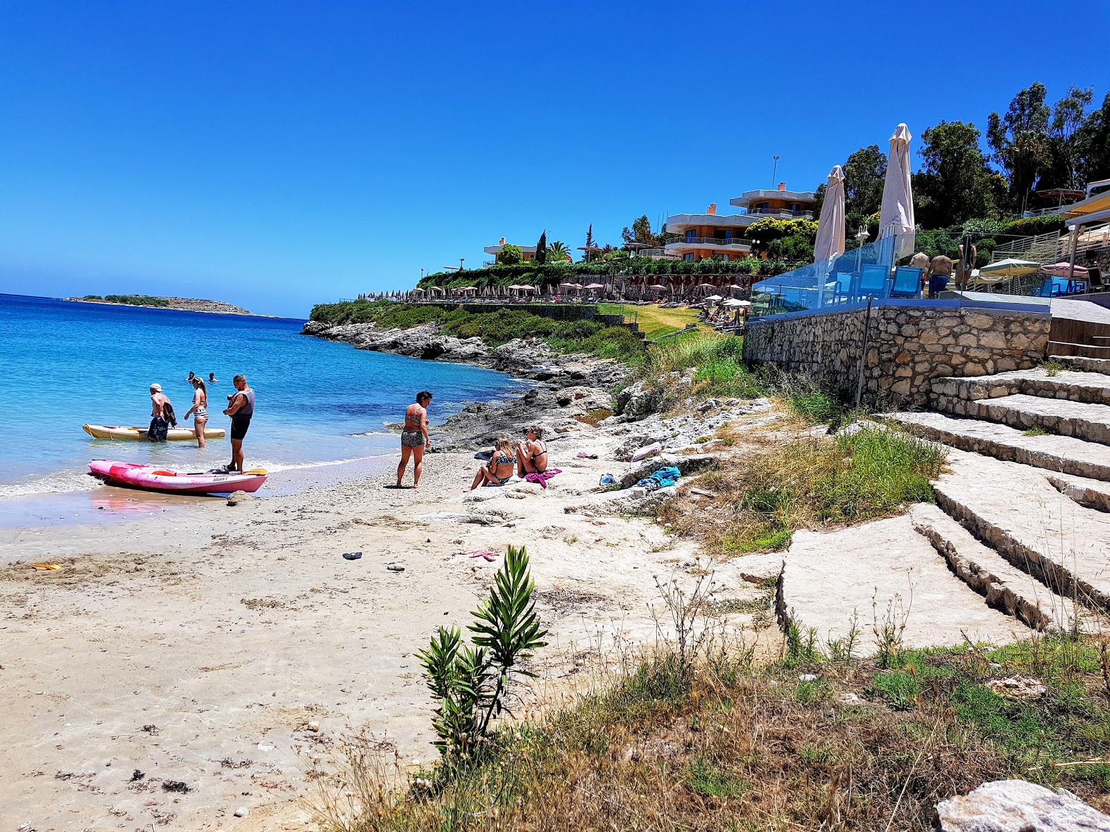 Loutraki Beach photo #9