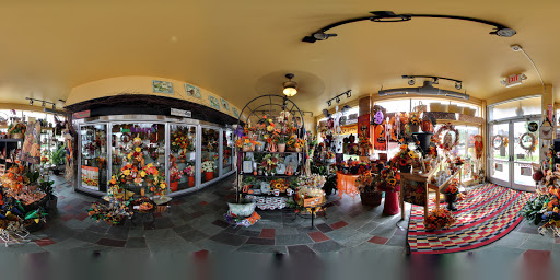 Florist «Flower Basket», reviews and photos, 302 N Lake St, Aurora, IL 60506, USA