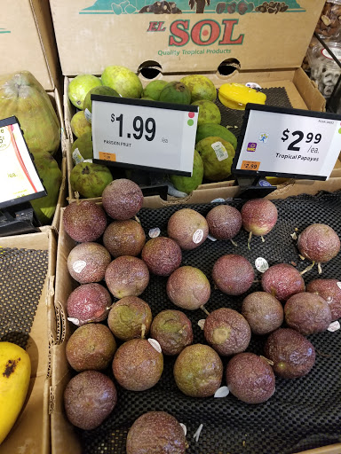 Grocery Store «Stop & Shop», reviews and photos, 25 Faunce Corner Rd, North Dartmouth, MA 02747, USA