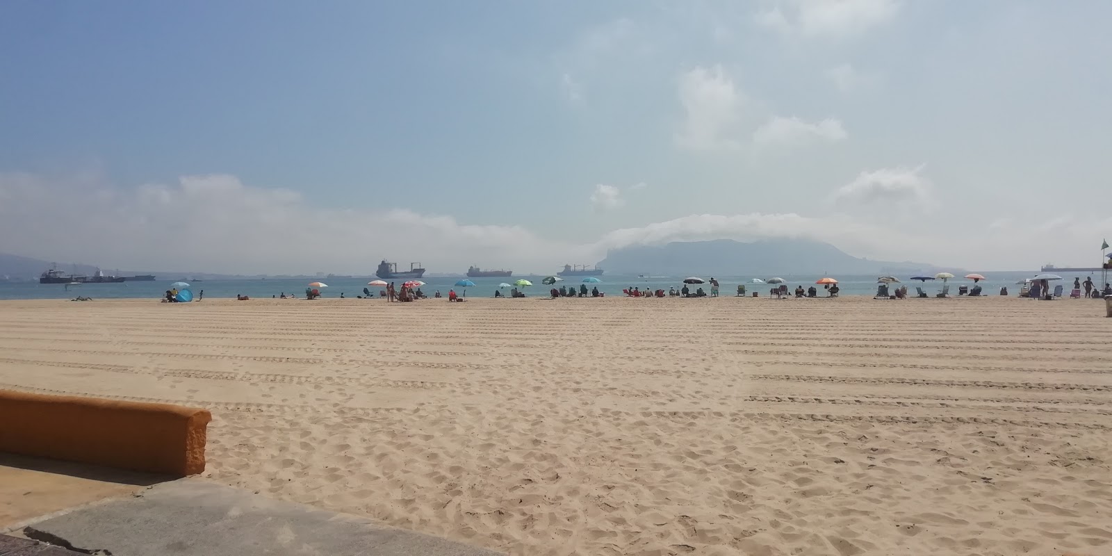 Foto van Playa del Rinconcillo - populaire plek onder ontspanningskenners