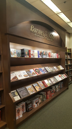 Book Store «Barnes & Noble», reviews and photos, 240 Route 22, Springfield Township, NJ 07081, USA
