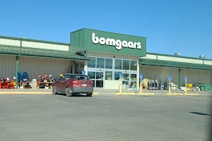 Bomgaars image