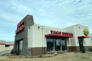 Taco Bueno image