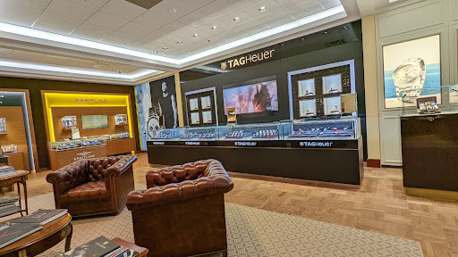 Jewelry Store «Barmakian Jewelers», reviews and photos, 300 Daniel Webster Hwy, Nashua, NH 03060, USA