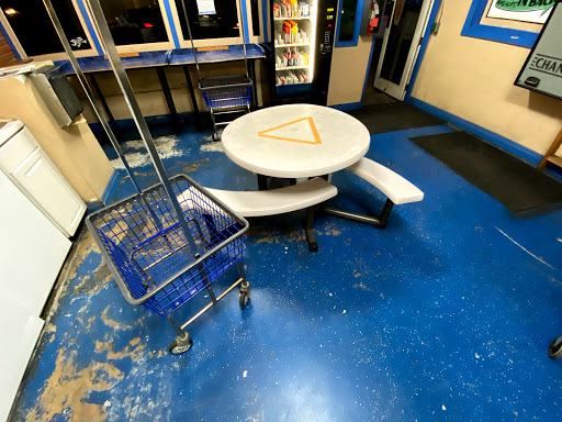 Laundromat «Wash & Surf Coin Laundry», reviews and photos, 511 Pier Ave, Hermosa Beach, CA 90254, USA