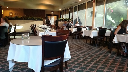 Restaurant «McNary Restaurant & Lounge», reviews and photos, 165 McNary Estates Dr N, Keizer, OR 97303, USA