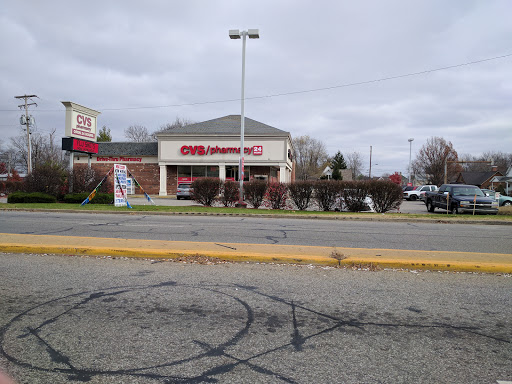 CVS, 11 N Morton St, Franklin, IN 46131, USA, 
