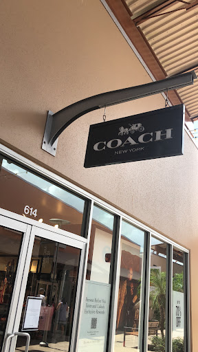 Shopping Mall «Rio Grande Valley Premium Outlets», reviews and photos, 5001 E Expy 83, Mercedes, TX 78570, USA