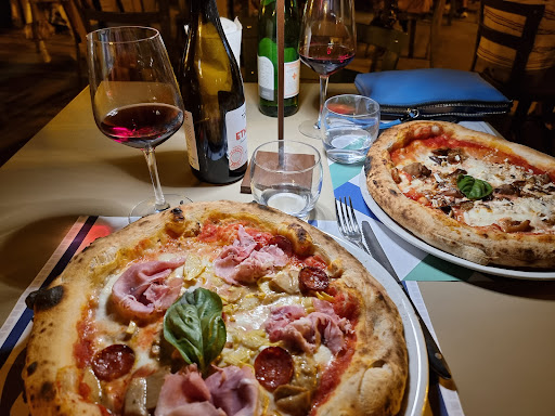 Gusto - Pizzeria Siculo Napoletana in Castellammare del Golfo, Libero consorzio comunale di Trapani
