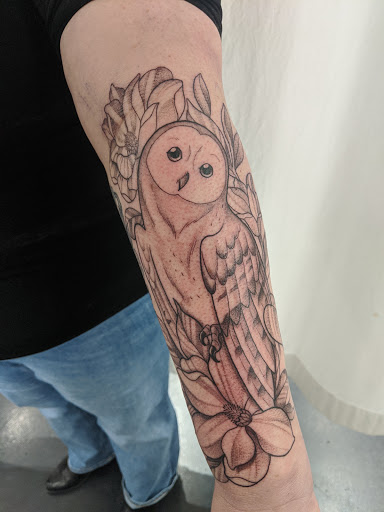 Tattoo Shop «Dogstar Tattoo Company», reviews and photos, 807 E Main St, Durham, NC 27701, USA